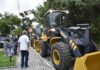 Prefeitura adquire três novos maquinários para manutenção nos bairros