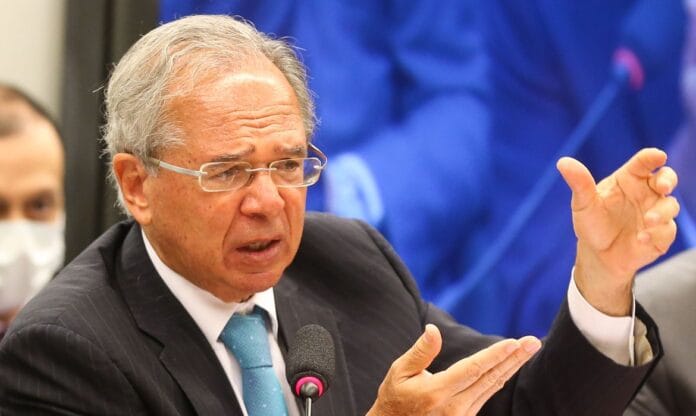 camara_dos_deputados_paulo_guedes_antcrz_abr_2311213424