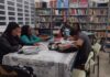 Alunos da EJA participam de atividades pedagógicas do programa Na Onda da Leitura