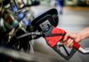 Preço médio da gasolina cai R$ 0,90 no país em três semanas