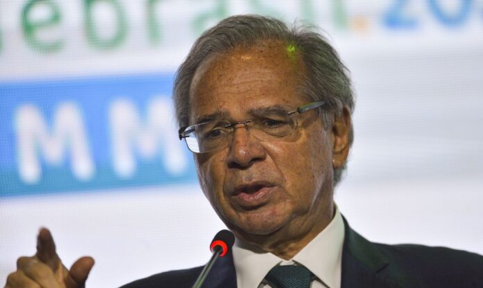 paulo-guedes-telebrasil_mcamgo_abr_280620221818-8