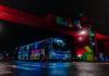 Ônibus iluminado começa a circular em Bertioga