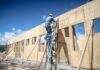 Obras na Vila de Passagem da Topolândia seguem aceleradas e Estado confirma unidades em Juquehy