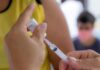Vacinação contra Meningite C é estendida a crianças até 10 anos e profissionais da Saúde por tempo indeterminado