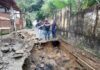 Chuvas abrem cratera na Rua Maria Prudência, em Maresias, na Costa Sul de São Sebastião