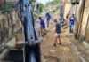 Prefeitura de São Sebastião conclui obra de drenagem na Rua Maria Prudência, em Maresias, após cratera aberta por chuva