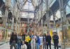 Alunos e professores de São Sebastião exploram Museu de História Natural em Oxford durante intercâmbio