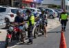 Motociclistas e motoristas aprovam blitz educativa em São Sebastião
