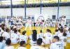 Encontro marca 20 anos de projeto de capoeira e reúne quase 600 atletas