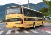 Ônibus escolares temporários já circulam e levam crianças para a escola
