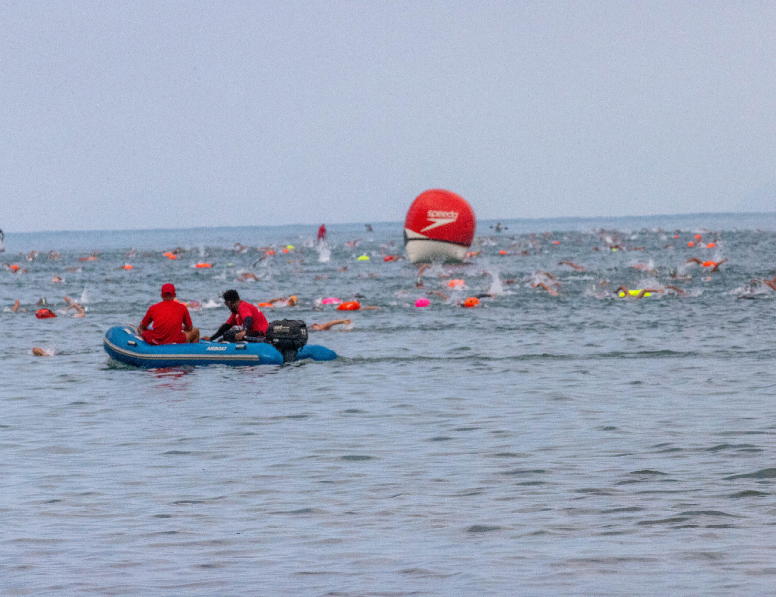 10ª Travessia Poliana Okimnoto movimenta Costa Sul com participação de 2 mil atletas
