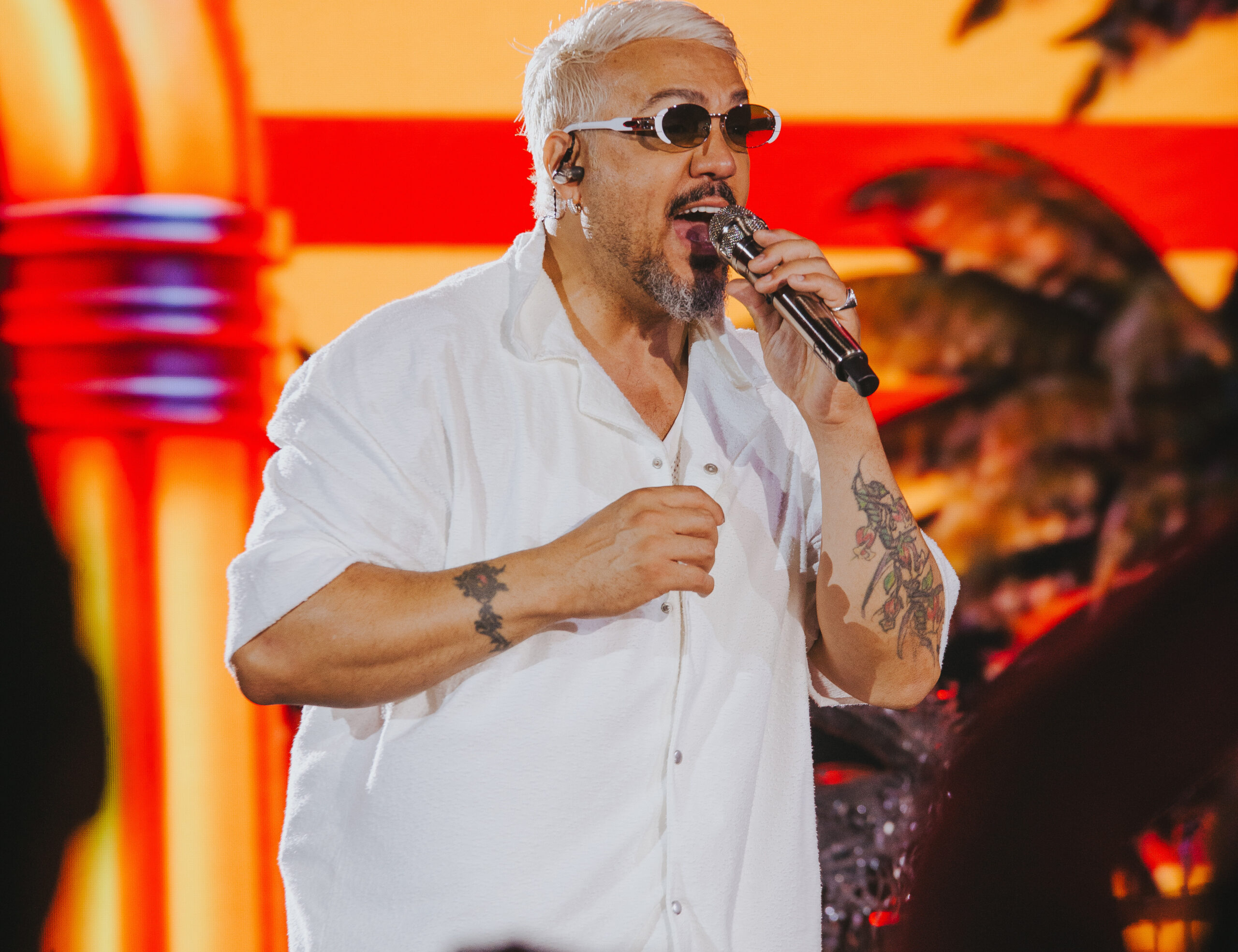 Verão Show São Sebastião 2026 começa neste fim de semana com apresentações dos cantores Belo, Gustavo Mioto e Alexandre Pires