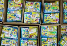 Mais de 15 mil kits escolares começam a ser distribuídos aos alunos da rede municipal de São Sebastião