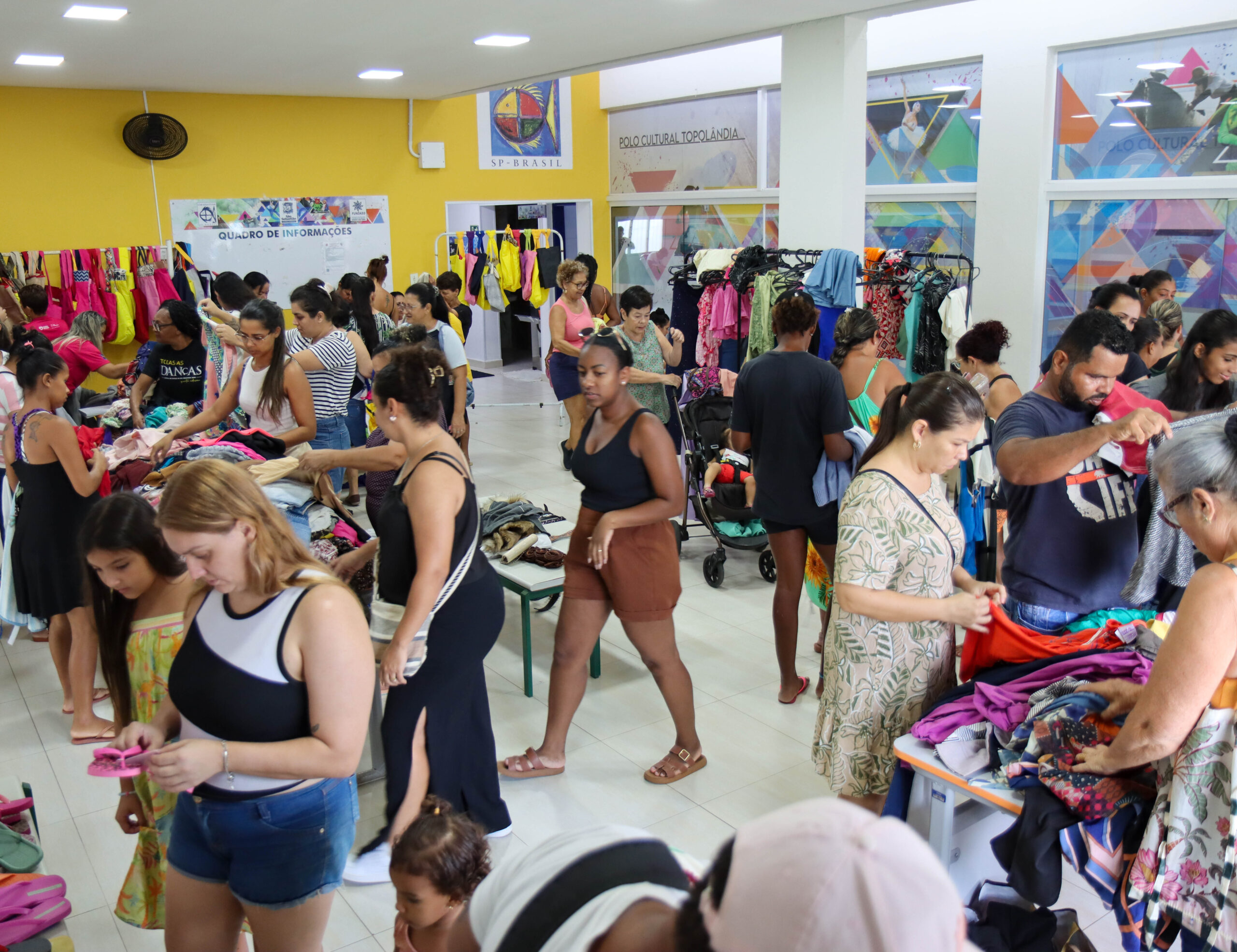Bazar Solidário do Fundo Social mobiliza comunidade e fortalece ações sociais em São Sebastião