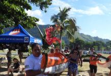 Instituto Marcura oferece aulas gratuitas de canoa havaiana com apoio da Prefeitura na Enseada