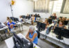 Curso de inclusão digital promove autonomia para idosos e pessoas com deficiência em São Sebastião