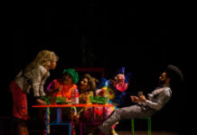 Espetáculo ‘Tudo Faz Sentido, Mas é Mera Coincidência’ tem apresentação em São Sebastião no dia 1º de maio