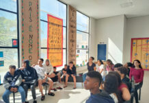 Alunos de São Sebastião são finalistas do Prêmio INVOZ 2026, da Embraer, com projeto educacional