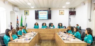 Parlamento Jovem realiza primeira sessão ordinária e incentiva participação estudantil em São Sebastião