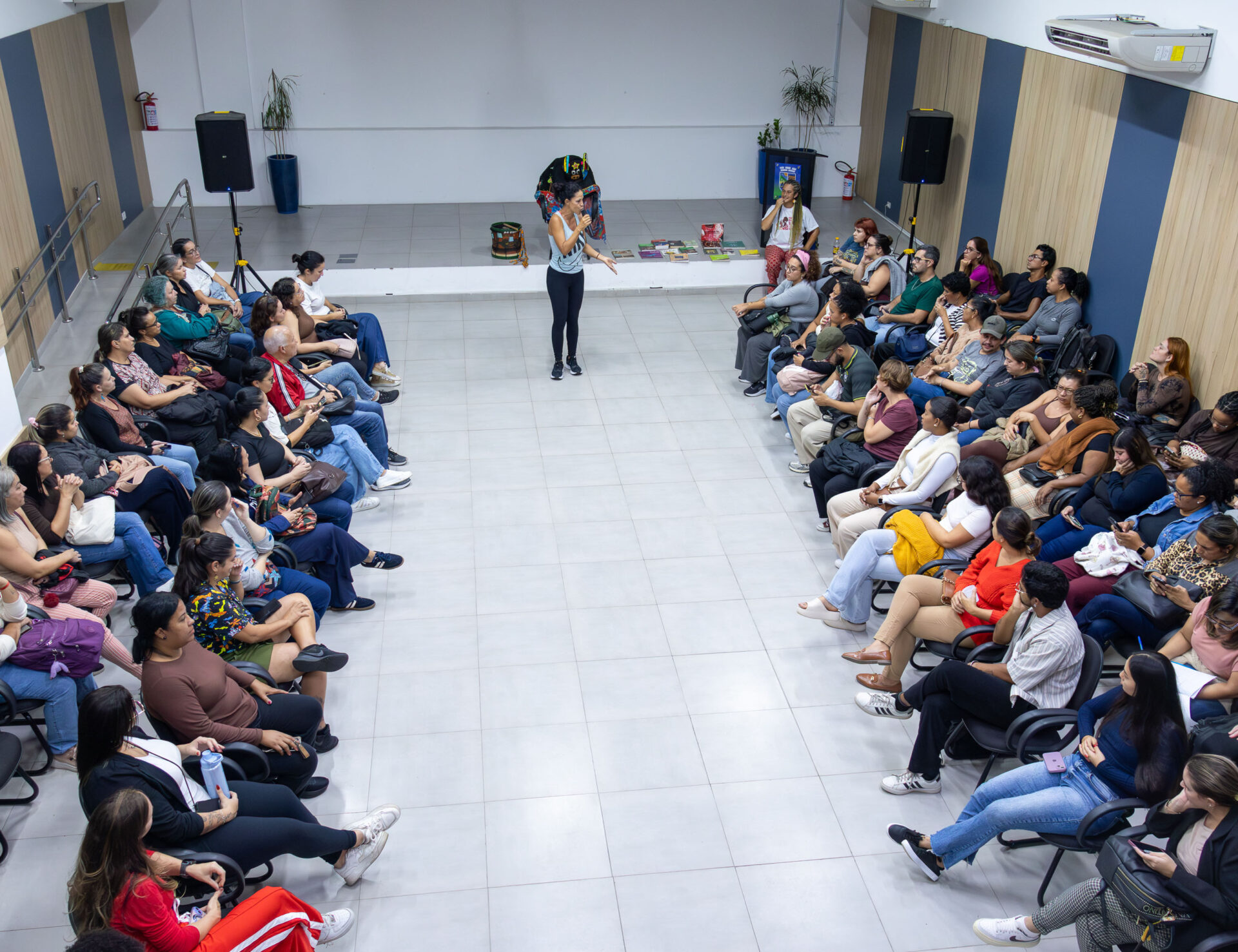 Brincadeiras populares e danças afro-brasileiras orientam formação de ...