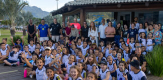 Baleia Week mobiliza mais de 500 alunos em ações de educação ambiental em São Sebastião