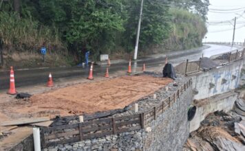 Prefeitura de Ilhabela constrói muros de contenção na SP-131 e afasta risco de desmoronamento e interdição na região sul
