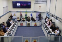 Criação de comissão para acompanhar obras da SP-55 e projeto sobre diversidade religiosa estão na pauta desta terça-feira