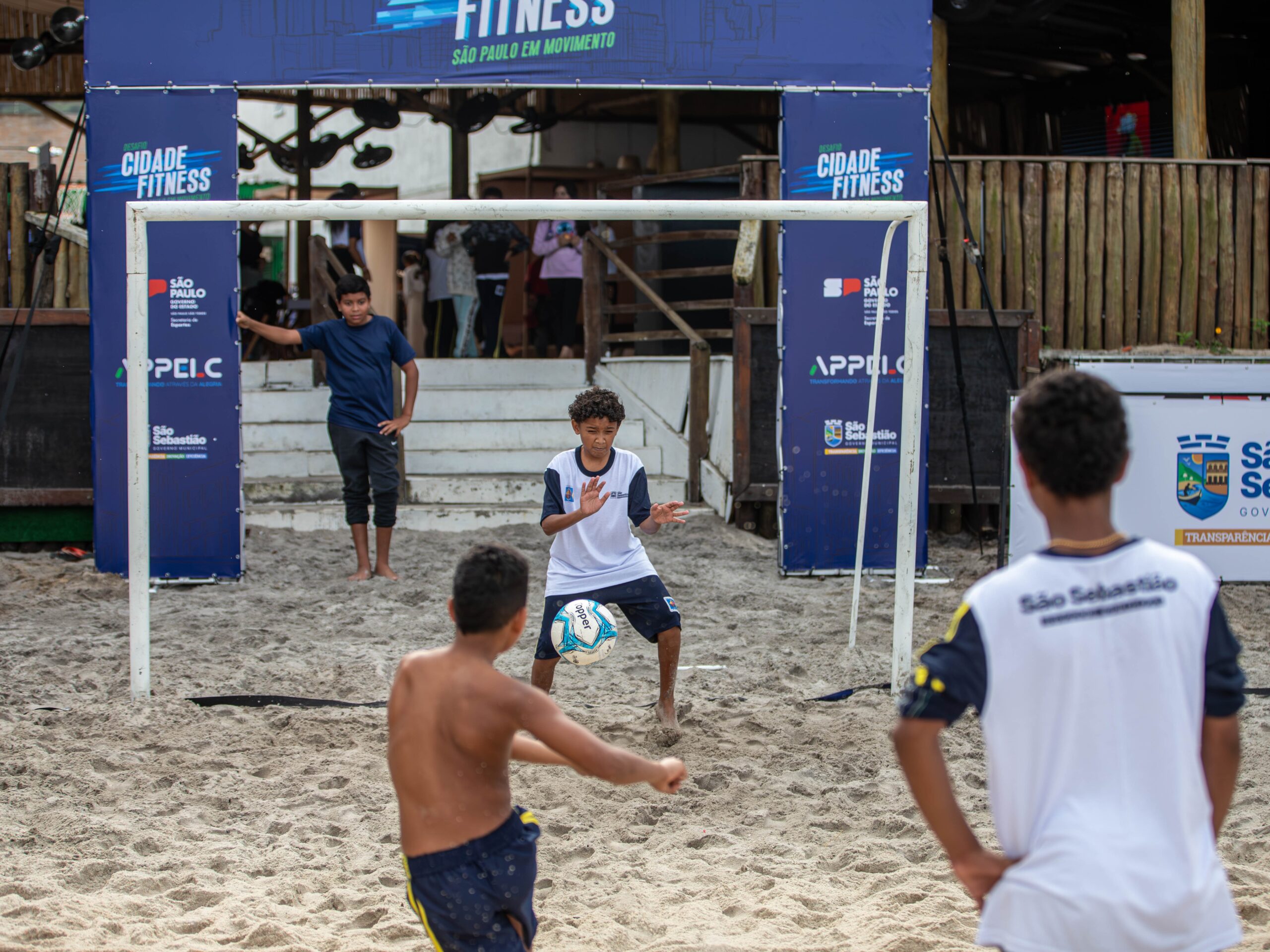 Cidade Fitness encerra programação gratuita com esporte, lazer e cultura em Maresias nesta sexta