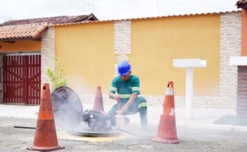 São Sebastião recebe testes de fumaça para identificar possíveis ligações irregulares de esgoto