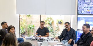 Prefeitura e moradores de Barequeçaba avançam na construção de solução para área de risco