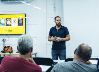 Qualificação para taxistas fortalece diálogo e aproxima categoria dos serviços municipais