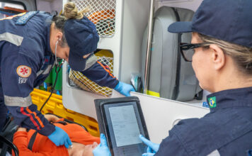 SAMU de São Sebastião digitaliza chamados com entrega de tablets e amplia geolocalização das ambulâncias