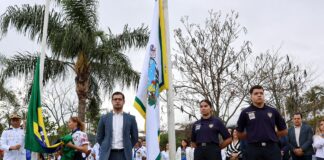 Hasteamento das bandeiras abre celebrações do 7 de Setembro em São Sebastião