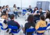 Estudantes da rede municipal de São Sebastião debatem uso consciente do celular nas escolas