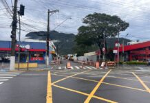Prefeitura reforça medidas preventivas e acompanha obras de drenagem na Rua Cidade de Santos