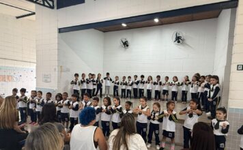 São Sebastião cria primeiro coral de Libras da Educação Infantil e marca avanço histórico na inclusão