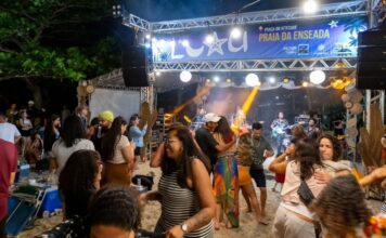 Bandas Dudendê, Kombirutas e Caraúna são atrações do Luau Enseada neste sábado